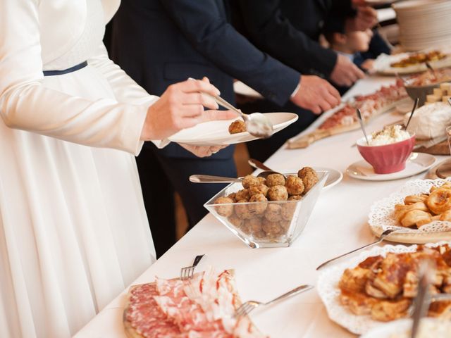 Il matrimonio di Fabio e Silvia a Cantù, Como 24