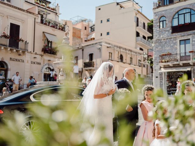 Il matrimonio di Saverio e Daniela a Taormina, Messina 10
