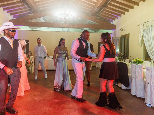 Il matrimonio di Dupe e Katy a Brescia, Brescia 348