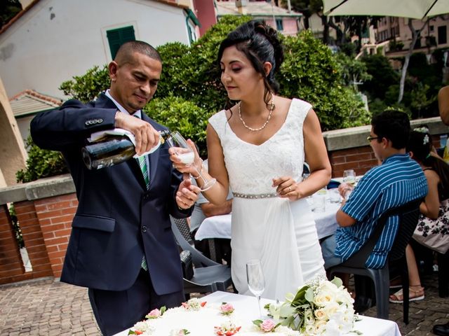 Il matrimonio di Elenilson e Diana a Genova, Genova 17