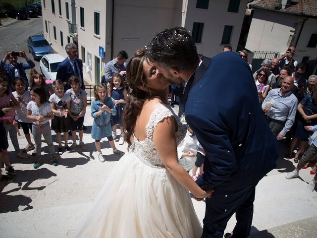 Il matrimonio di Devis e Michela a Castelcucco, Treviso 33