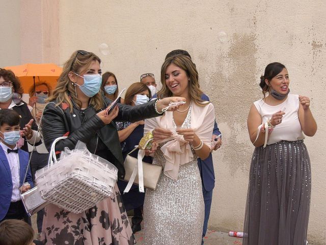 Il matrimonio di Alessandro e Valentina a Nurachi, Oristano 22