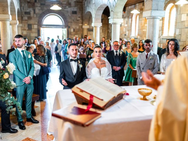 Il matrimonio di Cristina e Samuele a Olmedo, Sassari 37