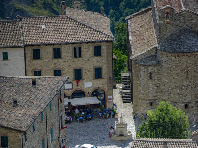 Il matrimonio di Arianna e Marco a San Leo, Rimini 12