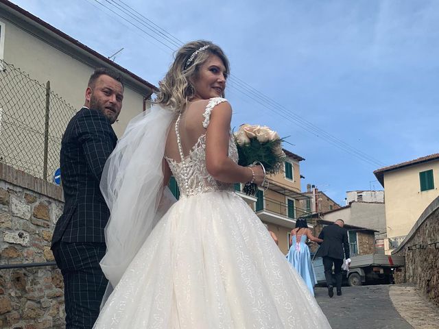 Il matrimonio di Iustin  e Liliana  a Montepulciano, Siena 33