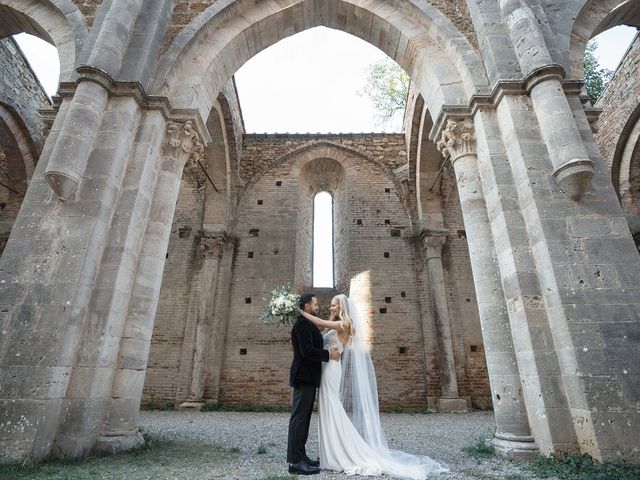 Il matrimonio di Eric e Nicole a Chiusdino, Siena 1
