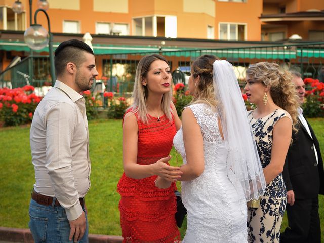 Il matrimonio di Liviu e Andreea a Cuneo, Cuneo 13