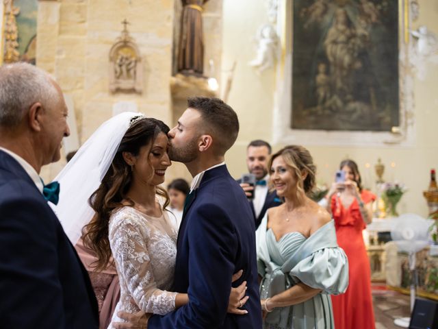 Il matrimonio di Angelo e Noemi a Menfi, Agrigento 17