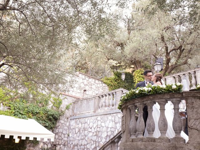 Il matrimonio di Raffaele e Viviana a Castellammare di Stabia, Napoli 26