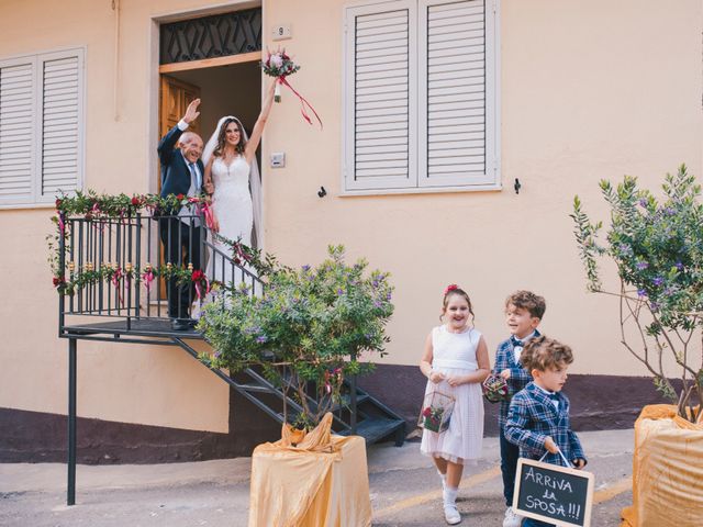 Il matrimonio di Gianluigi e Clara a Favara, Agrigento 29