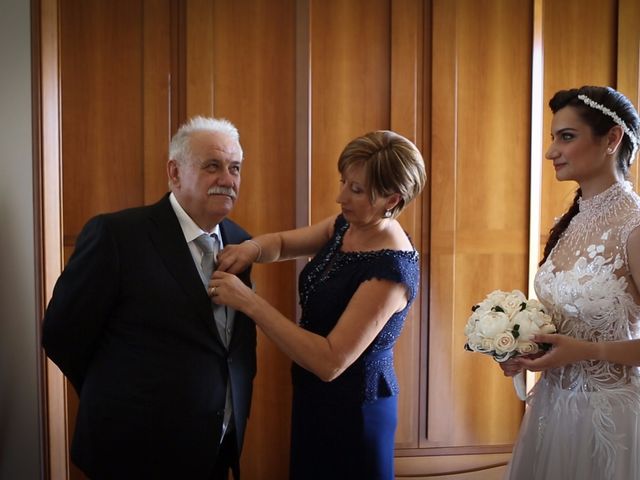 Il matrimonio di Roberto e Laura a Fermo, Fermo 18