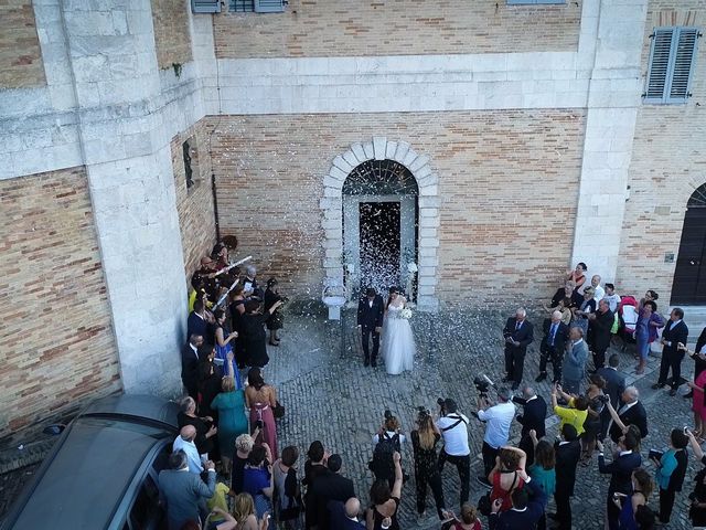 Il matrimonio di Roberto e Laura a Fermo, Fermo 25