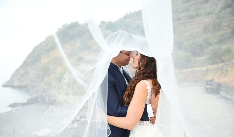Il matrimonio di Alessio  e  Cinzia  a Mandanici, Messina