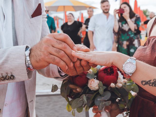 Il matrimonio di Stefano e Elisa a Comacchio, Ferrara 35