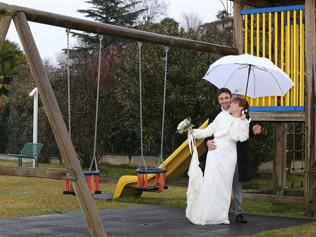 Il matrimonio di Omar e Cristina a Cittiglio, Varese 12