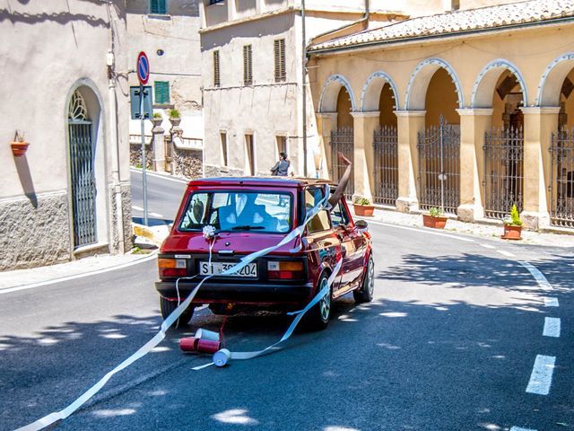 Il matrimonio di Luca e Sarah a Montieri, Grosseto 21