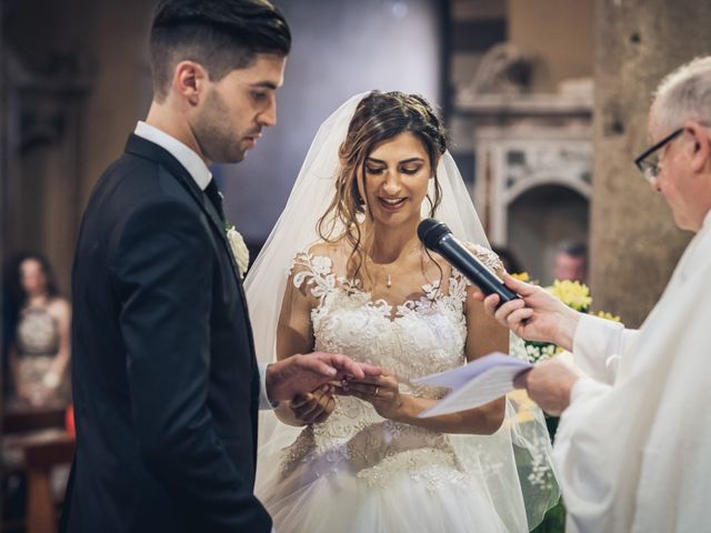 Il matrimonio di Elisa e Jonathan a Palaia, Pisa 15