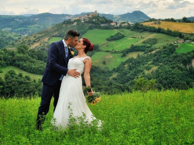 Il matrimonio di Michele e Vania a Verucchio, Rimini 13