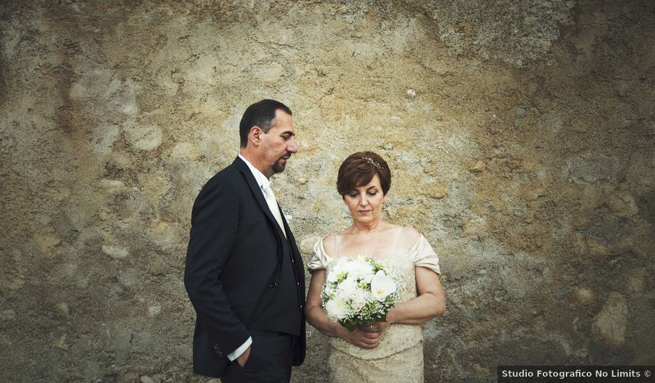 Il matrimonio di Giuseppe e Elena a Roccella Ionica, Reggio Calabria