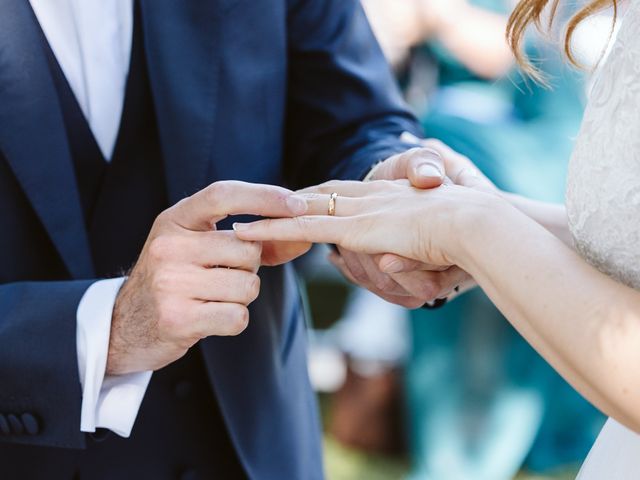Il matrimonio di Mattia e Cristina a Malnate, Varese 22