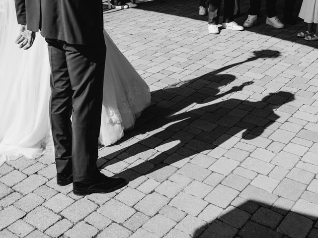 Il matrimonio di Mattia e Cristina a Malnate, Varese 30