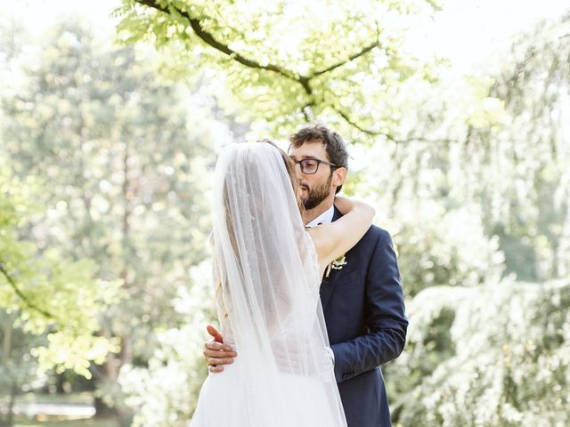 Il matrimonio di Mattia e Cristina a Malnate, Varese 37