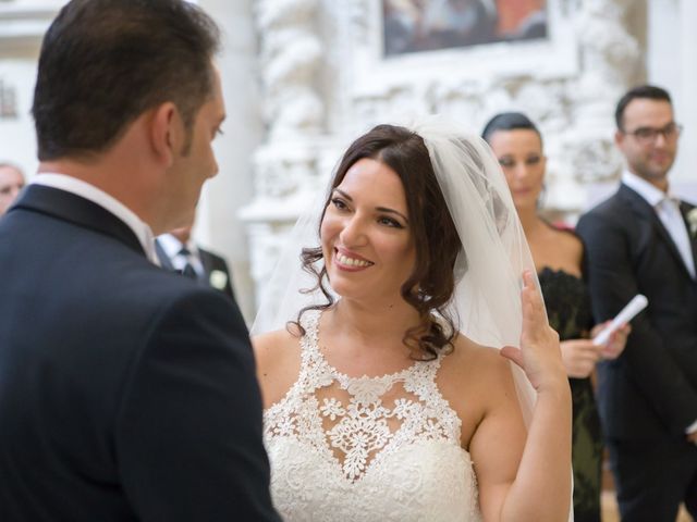 Il matrimonio di Ivan e Elisabeth a Lecce, Lecce 29