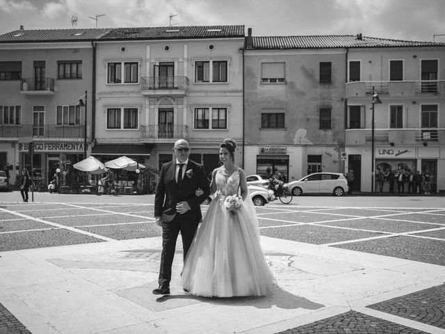 Il matrimonio di Luca e Raffaella a Pontelongo, Padova 8