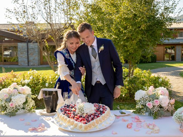 Il matrimonio di Alessandro e Aicorkem a Sondrio, Sondrio 16