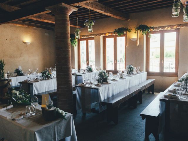 Il matrimonio di Yuri e Brigilda a Foligno, Perugia 23