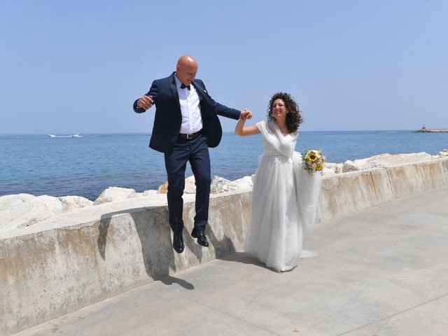 Il matrimonio di Mirella e Pasquale a Castellana Grotte, Bari 9