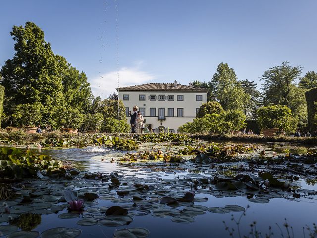 Il matrimonio di Guillaume e Aurore a Lucca, Lucca 27