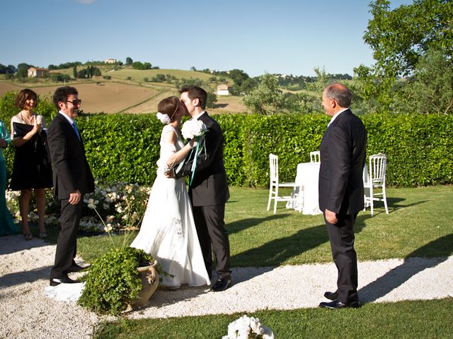 Il matrimonio di Claudia e Luca a Mogliano, Macerata 7