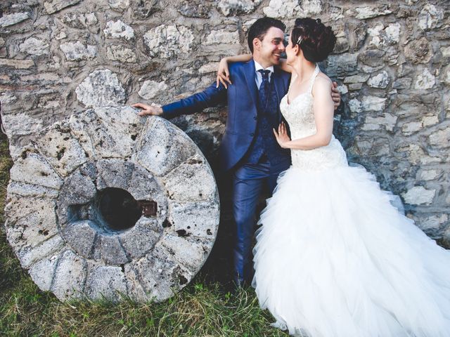 Il matrimonio di Manuel e Mariarita a Castelpetroso, Isernia 13