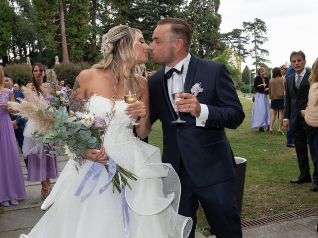 Il matrimonio di Noemi e Paolo a Carnago, Varese 40