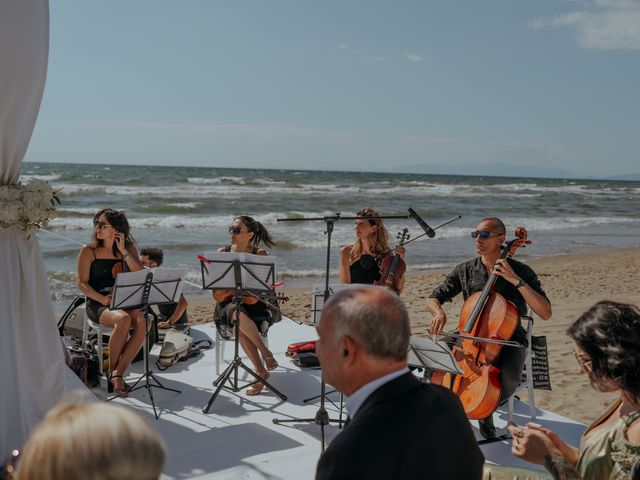 Il matrimonio di Giovanna e Enzo a Bacoli, Napoli 11