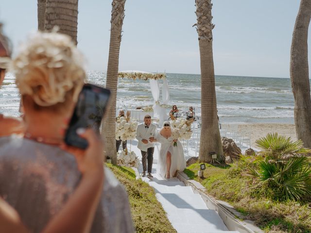 Il matrimonio di Giovanna e Enzo a Bacoli, Napoli 13