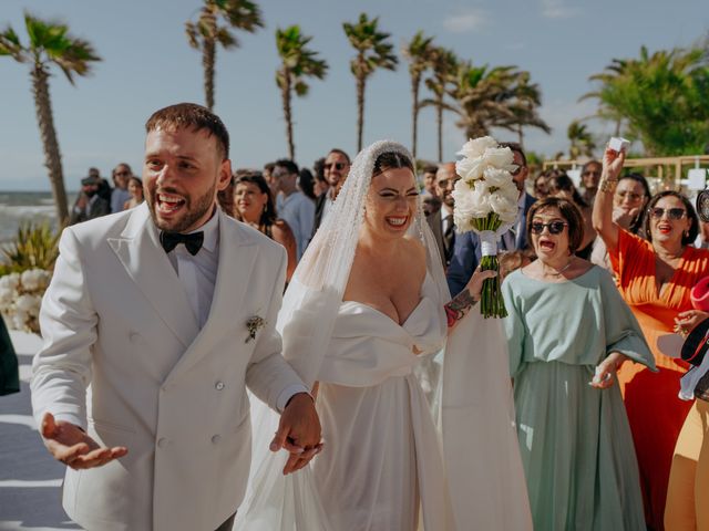 Il matrimonio di Giovanna e Enzo a Bacoli, Napoli 16
