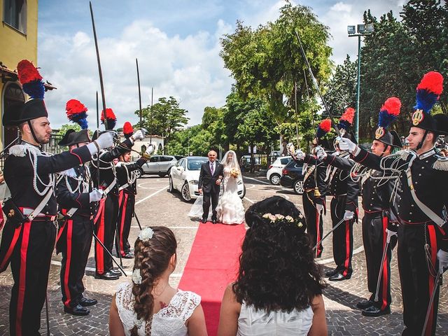 Il matrimonio di Vincenzo e Pina a Pozzuoli, Napoli 28