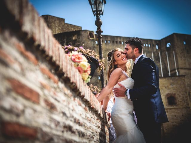 Il matrimonio di Vincenzo e Pina a Pozzuoli, Napoli 51