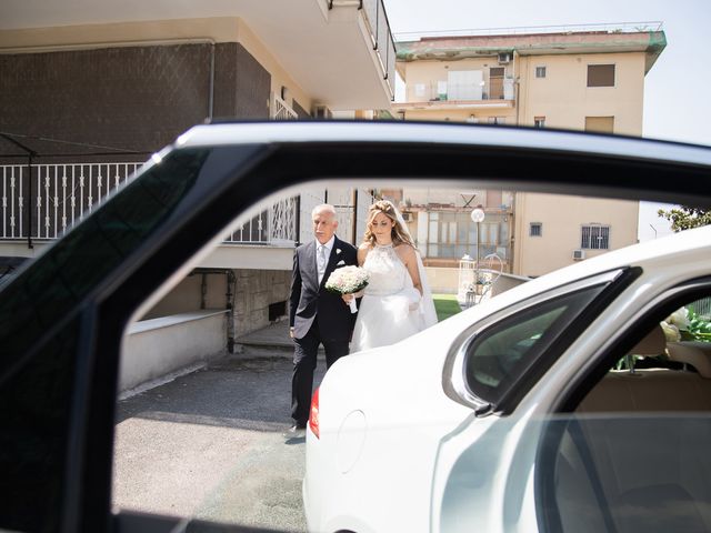 Il matrimonio di Giovanna e Dino a Pozzuoli, Napoli 31