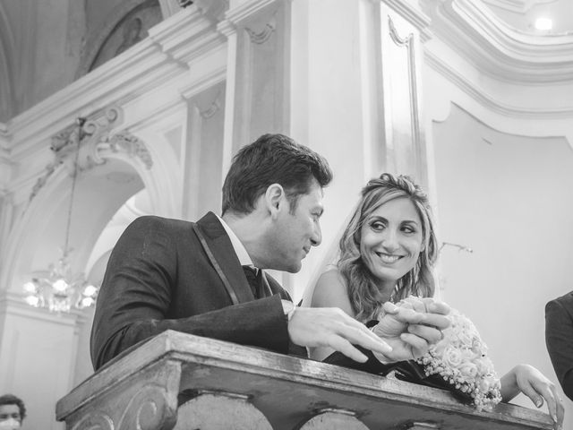 Il matrimonio di Giovanna e Dino a Pozzuoli, Napoli 60