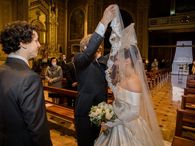Il matrimonio di Capucine e Alessio a Como, Como 16