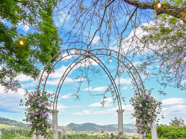 Il matrimonio di Luca e Nicoletta a Buggiano, Pistoia 48