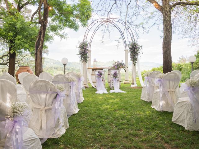 Il matrimonio di Luca e Nicoletta a Buggiano, Pistoia 52