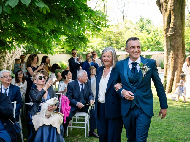 Il matrimonio di Luca e Camelia a Osio Sotto, Bergamo 37