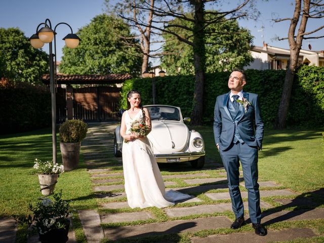 Il matrimonio di Luca e Camelia a Osio Sotto, Bergamo 103