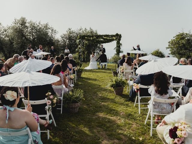 Il matrimonio di Victor e Simona a Sorrento, Napoli 25