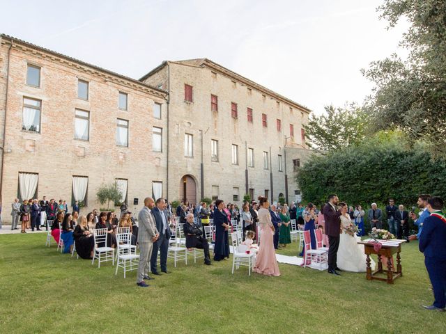 Il matrimonio di Cristian e Marika a Montefano, Macerata 9