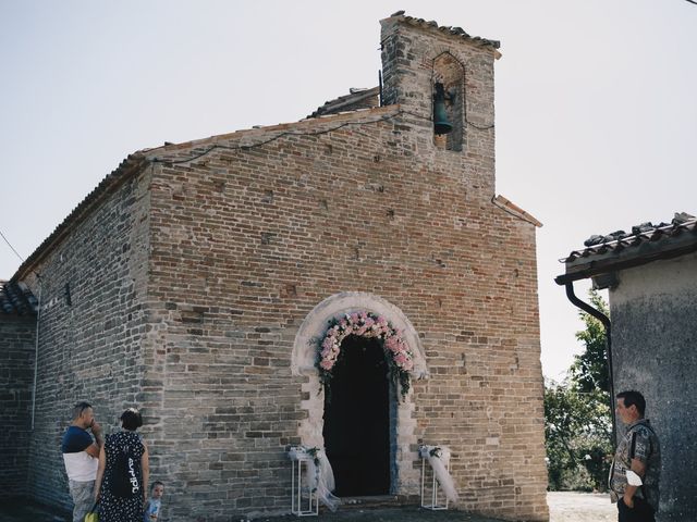 Il matrimonio di Alessia e Mattia a Serra de&apos; Conti, Ancona 11